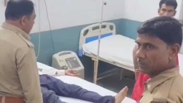 कोंच में बुजुर्ग ने जहरीला पदार्थ पीया, हालत नाजुक, सामुदायिक स्वास्थ्य केंद्र में उपचार जारी