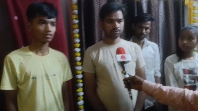 आगरा बालका बस्ती गोकुलपुर थाना लोहा मंडी निवासी सुनील कुमार ने बताया कि 23 मार्च 2026 को उसकी भाभी घर से चली गई है उसी क