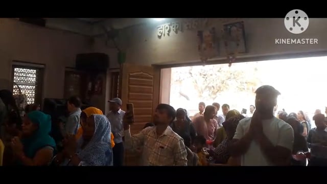 आगरा जीवनी मंडी खाटू श्याम दरबार  कामदा एकादशी के उपलक्ष में श्याम मंदिर पर श्रद्धालुओं ने किया दर्शन कुछधूर्त इंसानों क