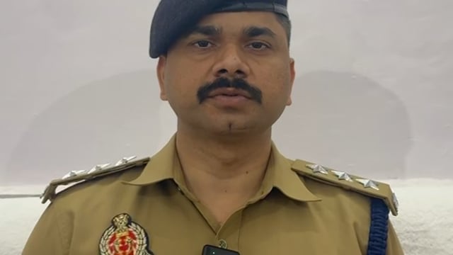 ▶️....थाना धम्मौर क्षेत्रान्तर्गत ग्राम भाँटी में जाँच के दौरान पुलिस के साथ अभद्रता करनें वालों के विरूद्ध पुलिस कार्यवाही के सम्बन्ध में क्षेत्राधिकारी नगर श्री सौरभ सामन्त की बाइटः-*