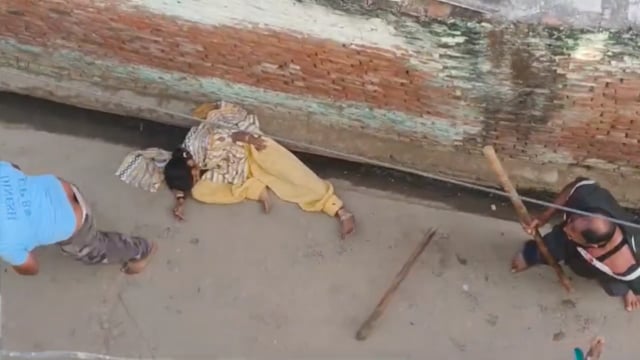 मथुरा: राया के नीम गांव में बच्चों के विवाद में खूनी संघर्ष, महिलाओं समेत 12 घायल