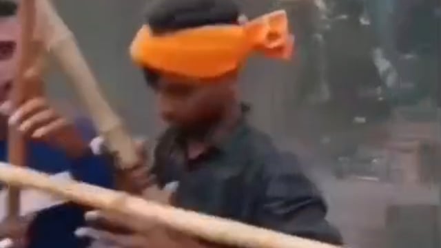 ▶️....मुर्शिदाबाद में राम नवमी जुलूस के दौरान पत्थरबाजी के बाद हिंदुओं ने ईंट का जवाब पत्थर से दिया*

हिंदुओं ने भगा भगा के सबको पीटा