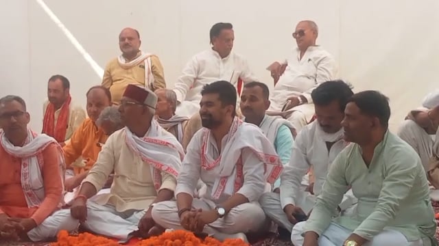 9 साल प्रदेश बेहाल को लेकर बांसडीह में आयोजित कांग्रेस कार्यकर्ताओं के एक दिवसीय धरना प्रदर्शन में उमड़ा जन सैलाब