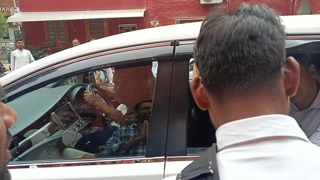 नगर आयुक्त डॉ विपिन कुमार मिश्रा लखनऊ के लिए रवाना हुए