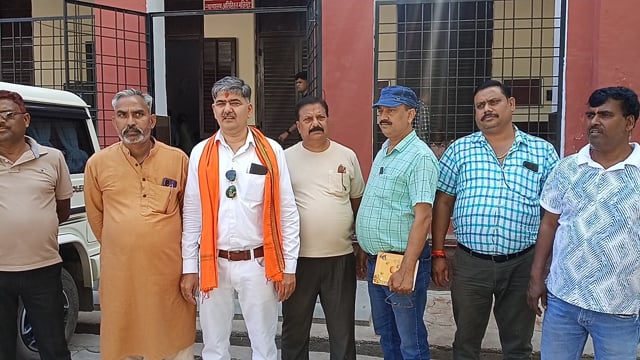 ठेकेदारों ने सिंचाई विभाग पर लगाया आरोप शाहजहांपुर