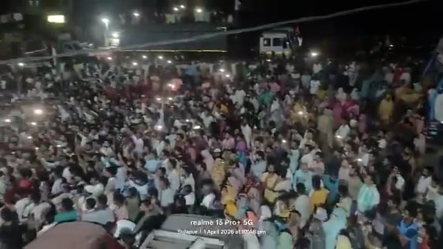 ▶️.....साभार...
भारत के #चीफ_जस्टिस को रात दो बजे तक जागना पड़ा। क्योंकि #बंगाल में उनके न्यायिक अधिकारियों को #मजहबी_भीड़ ने घण्टों बंदी बना कर रखा हुआ था। आखिर #सेना के देखल से अधिकारी जीवित बाहर आ सके।