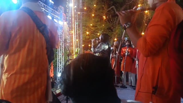 सिंगर स्वती मिश्रा ने भजन गया शाहजहांपुर