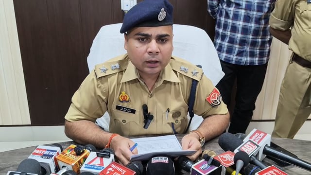 साइबर अपराधी गिरफ्तार 