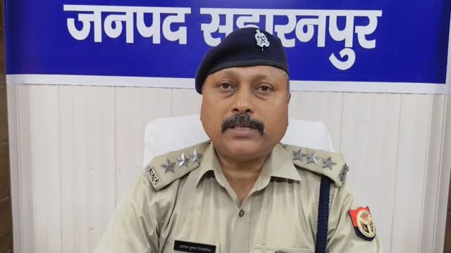 ➡️.... सहारनपुर कस्बा गंगोह जनपद सहारनपुर का सोशल मीडिया पर एक वीडियो वायरल हो रहा है, जिसमे एक मदरसे के छात्र की 02 व्यक्ति पिटाई करते दिखाई दे रहे 
जिसके सम्बन्ध मे क्षेत्राधिकारी गंगोह द्वारा दी गयी बाईट*