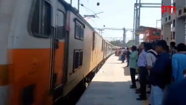 ▶️.....ये Video बिहार में पटना के दानापुर रेलवे स्टेशन को है।