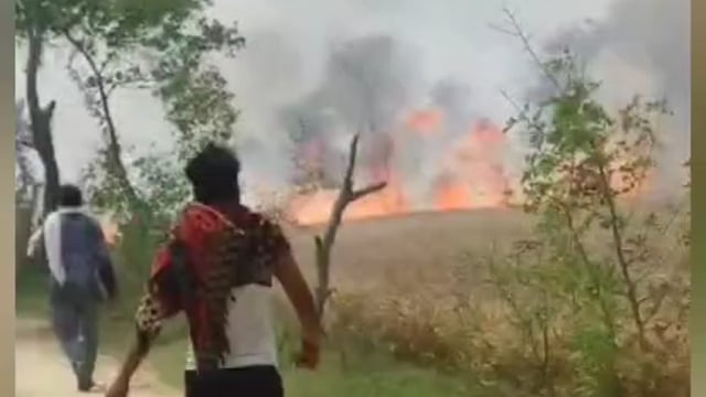 MANT-एक चिंगारी… और देखते ही देखते राख हो गई मेहनत की पूरी फसल!”