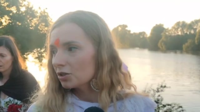 कोल्हापूर मध्ये पंचगंगेची आरती पोलंडवासीयांनी केल्याने सर्वांना सुखद धक्का दिला.