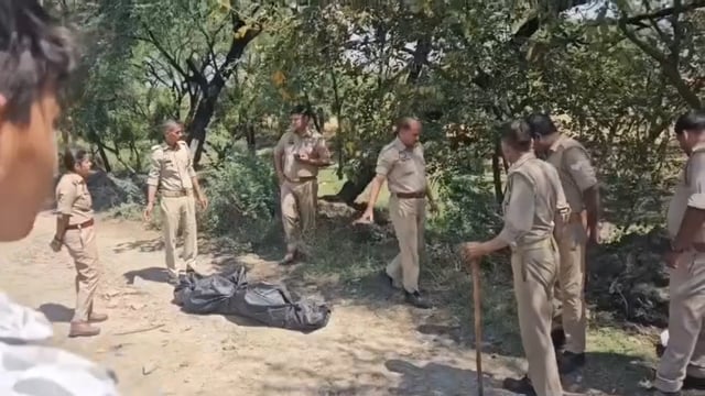 मागोर्रा थाना क्षेत्र में नहर किनारे मिला अज्ञात महिला का शव फैली सनसनी लोगों ने हत्या की आशंका जताई