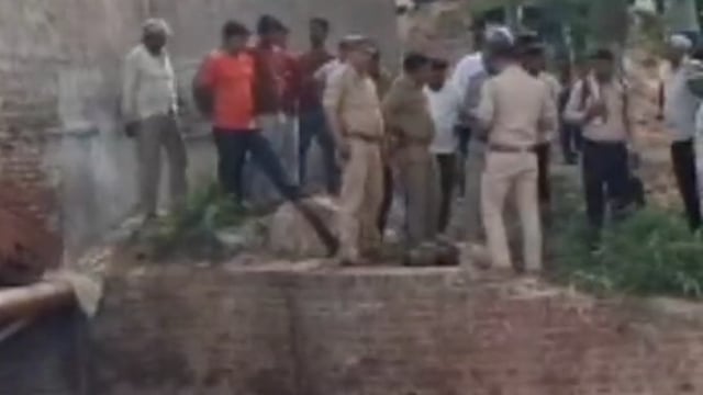 हाथरस: नाले में मिला पत्रकार का शव, शरीर पर चोट के निशान से बढ़ा शक