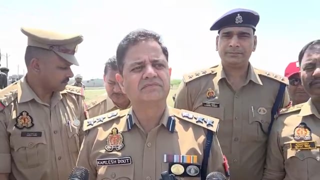 ➡️.....राजधानी लखनऊ के थाना काकोरी क्षेत्रांतर्गत एक अज्ञात महिला का शव मिलने के संबन्ध में पुलिस उपायुक्त पश्चिमी द्वारा दी गयी बाइट!!