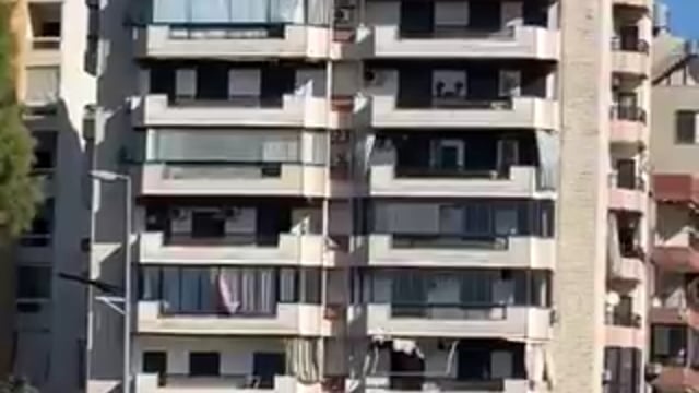 ➡️.....आज लेबनान में जो हुआ, उसे सिर्फ एक हमला समझना बहुत बड़ी भूल होगी। 262+ मौतें, 1100 से ज्यादा घायल और कई लोग अब भी मलबे में दबे हैं