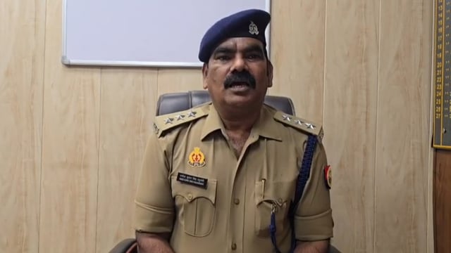 “कानून का शिकंजा कसा, आरोपी आनन्द उर्फ शोले के घर कुर्की कार्रवाई”#latest_news 