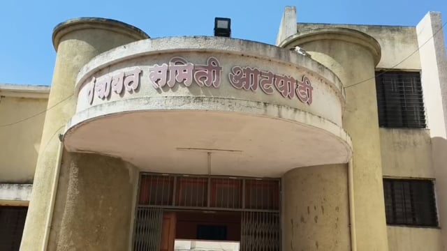 "मंजुरी एका गटाची… रस्ता दुसऱ्या गटात! आटपाडी तालुक्यातील झरे गावात मोठा वाद"