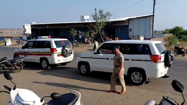 तोगरी येथे अज्ञात वाहनांच्या धडकेत दोघे ठार,दुचाकीचा जळून झाला कोळसा,पोलीस ठाण्यात अकस्मात मृत्युची नोंद