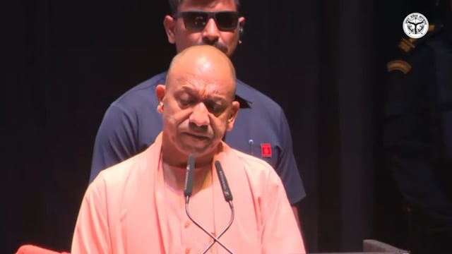 ➡️....आज केंद्र और राज्य सरकार के संयुक्त प्रयासों से उत्तर प्रदेश में 81 मेडिकल कॉलेज और 2 एम्स का सफलतापूर्वक संचालन हो रहा है।