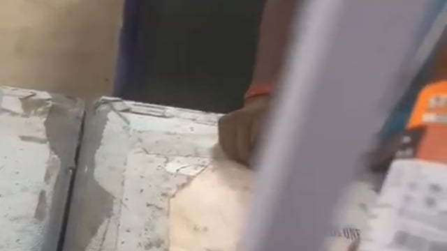 ➡️.....120 MRP की बीयर 180 रुपए में 180 की बीयर 270 में..

सतना। यही हाल व्हिस्की का है,