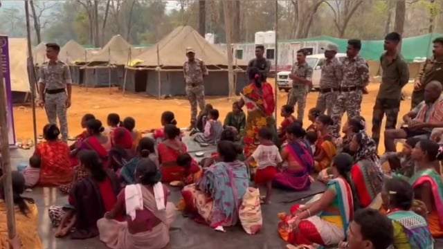 गडचिरोली पोलीस दलाच्या पुढाकारातून बंगाडी येथे मोफत आरोग्य शिबिराचे आयोजन 