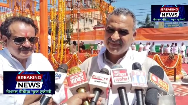 होल्डिंग से फोटो गायब करने पर बोले पूर्व केंद्रीय मंत्री संजीव बालियान बोले, पता नहीं किसने गायब किया, उन्होंने तो सदा सबका भला किया