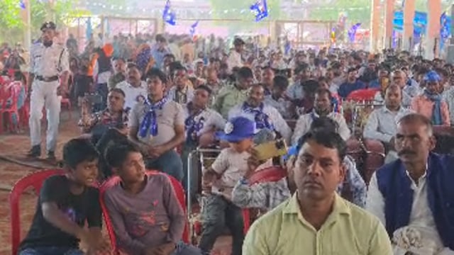 पलिया में धूमधाम से मनाई गई बाबा साहब की 135वीं जयंती, श्री रामलीला मैदान में हुआ विशाल कार्यक्रम का आयोजन