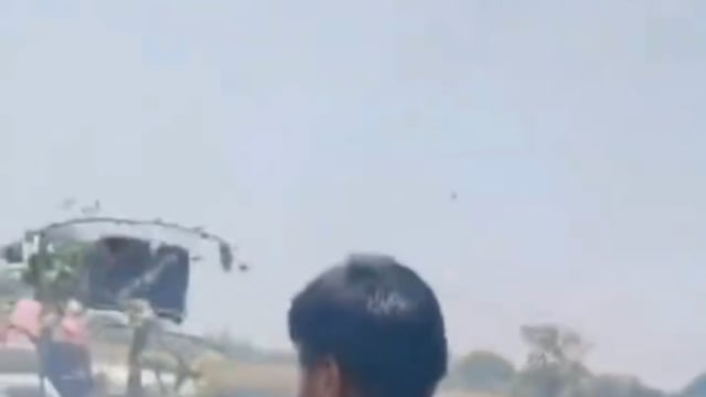 जैत के गांव बड़ौट में गेहूं की फसल में लगी आग वीडियो हुआ वायरल