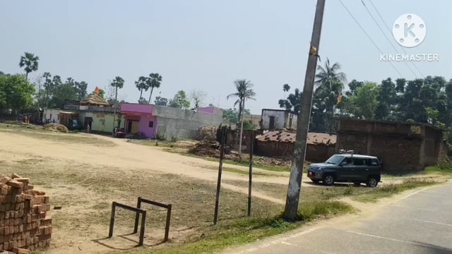 कड़ी सुरक्षा व्यवस्था के बीच महादेवपुर पैक्स चुनाव शुरू, बीडीओ एवं थानाध्यक्ष ने लिया जायजा।