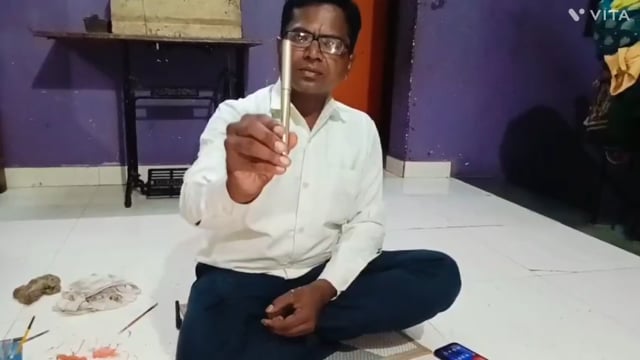 कोल्हापूर कसबा बावड्यातील चित्रकार योगेश मोरे यांनी डॉ. बाबासाहेब आंबेडकर यांच्या जयंतीचे औचित्य साधून शाईपेन व निट वर त्यांचे चित्र रेखाटले.