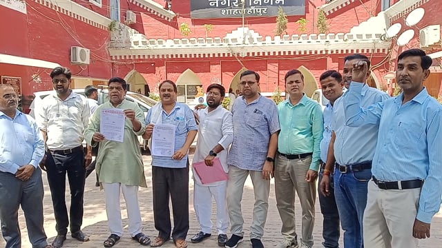 अखिल भारतीय उद्योग व्यापार मंडल में नगर निगम कार्यालय में ज्ञापन दिया