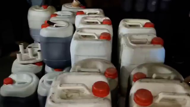 ➡️.....ओरिजिनल शहद में प्रतिबंधित राइस सिरप मिलाया गया था। न तो मार्का था, न एक्सपायरी डेट और न ही कोई लेबल था

हापुड़ (यूपी)