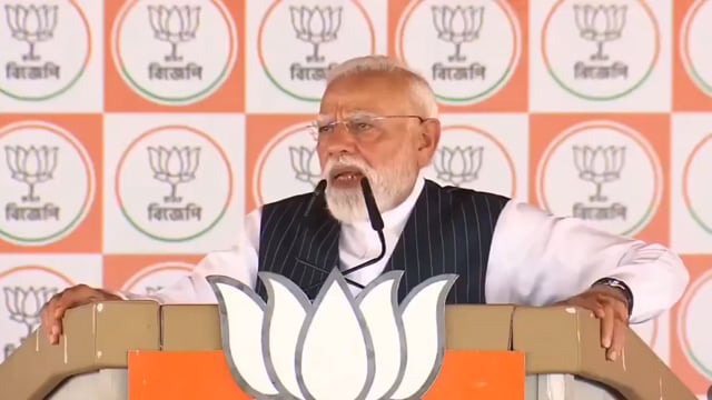 ➡️......सरेंडर कर दो वरना बच नहीं पाओगे..
एक आखिरी मौका देता हूं कि 29 अप्रैल से पहले अपने-अपने थाने में आत्मसमर्पण कर लो।
23 तारीख से पहले कर लो क्योंकि 4 मई के बाद कोई भी बच नहीं पाएगा।