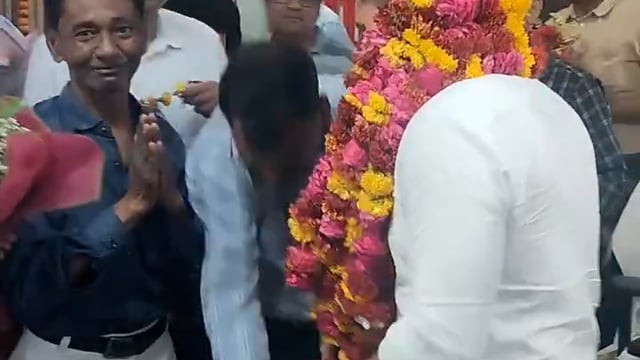 ➡️.....Barabanki में 15 महीने का निर्विवाद कार्यकाल पूरा करने के बाद शशांक त्रिपाठी की विदाई,