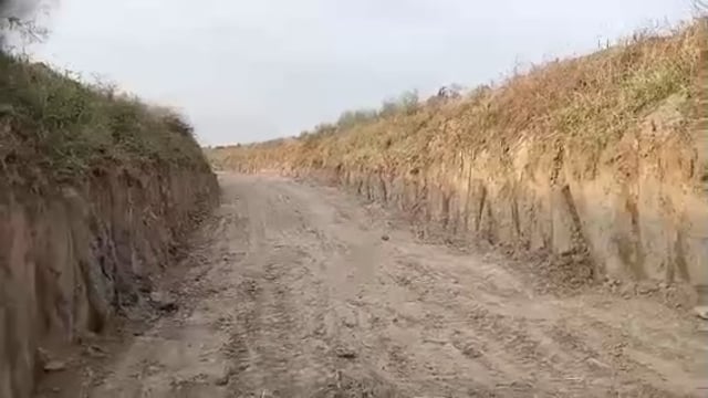 खनन माफिया के आतंक से किसान हुए परेशान,एसडीएम से लगाई गुहार,उप जिलाधिकारी ने जांच कर कार्यवाही का दिया आश्वासन