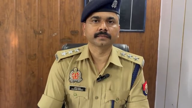 ➡️.....थाना कोतवाली नगर पुलिस द्वारा चोरी व एटीएम धोखाधड़ी करने वाले अंतरजनपदीय गिरोह के 3 शातिर सदस्य गिरफ्तार, 9 एटीएम कार्ड, नकदी व चोरी की मोटरसाइकिल की बरामदी में उक्त के सम्बन्ध में क्षेत्राधिकारी नगर श्री सौरभ सामन्त की बाइटः-* Sultanpur