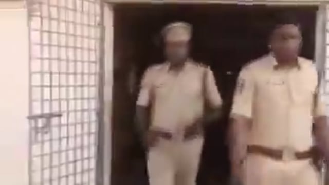 ➡️.....हैदराबाद से सईदा बेगम गिरफ्तार.....
भारत में इस्लामिक बनाने के मकसद से काम कर रही थी और जांच ने ISI और अलकायदा से संबध पाए गए है....