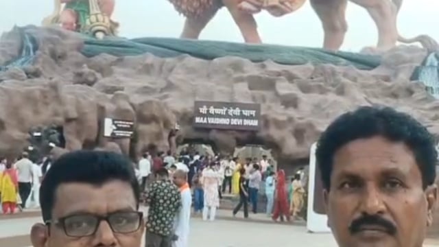 मथुरा वृंदावन में जन संवाद न्यूज़ 12 के संपादक सूबेदार मेजर के साथ चार धाम कृष्ण जन्मभूमि के दर्शन किए