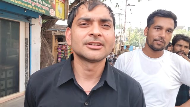 कड़ी सुरक्षा के बीच होमगार्ड परीक्षा, लंबी कतारों में जूझते दिखे अभ्यर्थी बोले 1 घंटे में 6 कदम भयंकर धूप