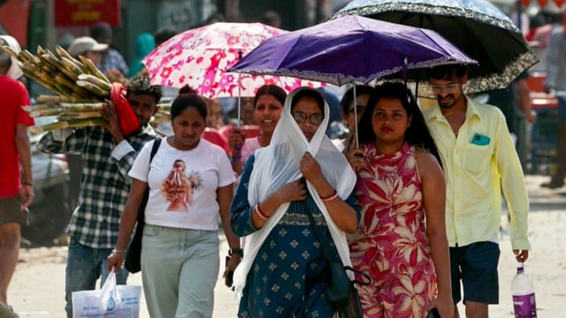 प्रतापगढ़ में भीषण गर्मी का कहर, 45 डिग्री तापमान से जनजीवन बेहाल#latest_news 