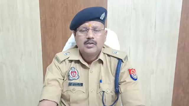  मानिकपुर थाना क्षेत्र के ककरहा मिरिया में1 युवती की हत्या केसंबंध में पंजीकृत अभियोग में 1नाबालिक को अभिरक्षा में हैं,