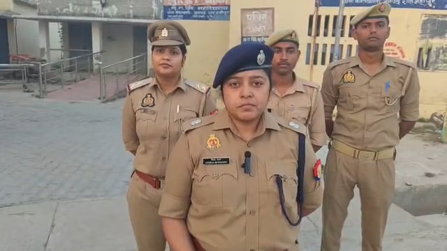 नाबालिक दे खुद को किया घायल व्हाइट