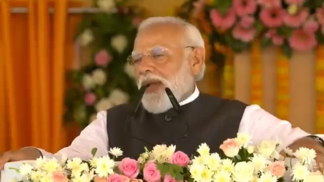 प्रधानमंत्री  नरेंद्र मोदी ने गंगा एक्सप्रेस का क्या उद्घाटन हरदोई शाहजहांपुर