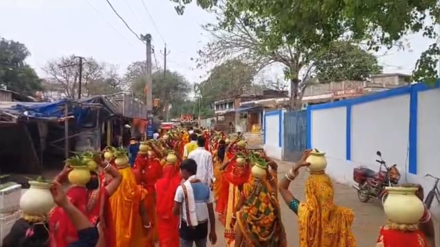 कलश शोभा यात्रा के साथ दस दिवसीय रामचरित मानस नवाह पारायण महायज्ञ का शुभारंभ,जयघोष से गूंजा चांदन:कथावाचक रंजीत शास्त्री
