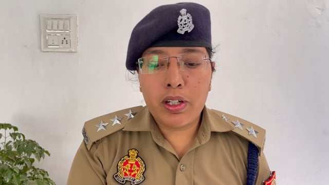 थाना खुदागंज, जनपद शाहजहाँपुर क्षेत्रान्तर्गत बारात के दौरान लाइसेंसी शस्त्र से हर्ष फायरिंग करने वाले व्यक्तियों के वि