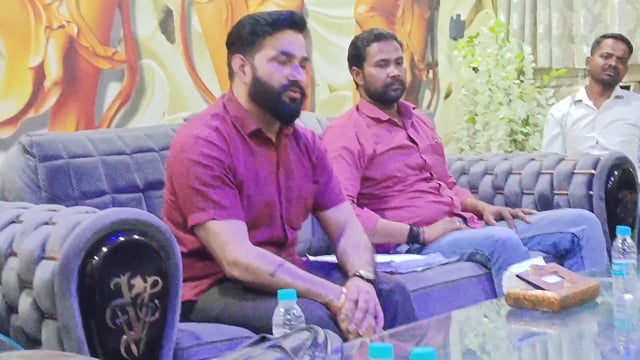 शाहजहांपुर में भाजपा और सपा आमने-सामने लखन प्रताप सिंह