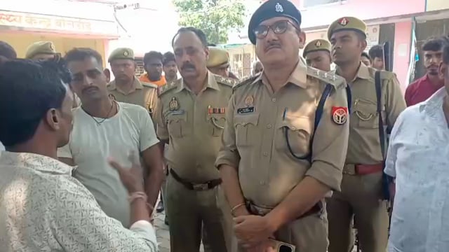 बांसडीह PHC पर प्रसूता की मौत के बाद परिजनों ने किया हंगामा,कार्रवाई का किया मांग