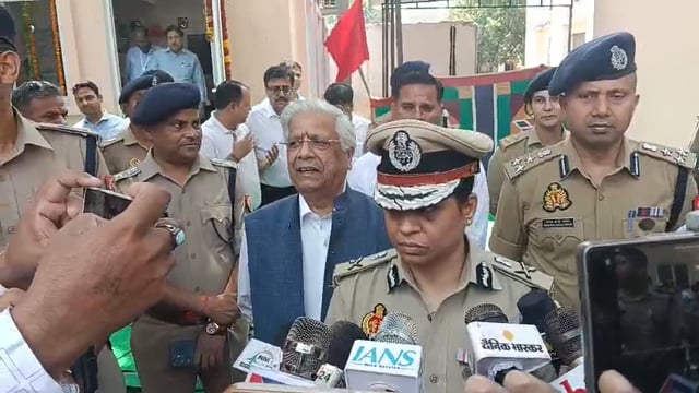 अब अपराधियों की खैर नहीं: ANPR कैमरे, कंट्रोल रूम और फायर टेंडर से मथुरा पुलिस बनी और मजबूत
