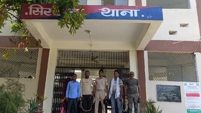 फरार 3 वारंटी गिरफ्तार भेजे गए न्यायालय